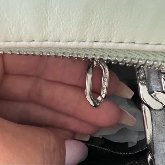 Beautiful ❤️Chanel Green Mademoiselle Vintage Bag - Picture 10 of 13